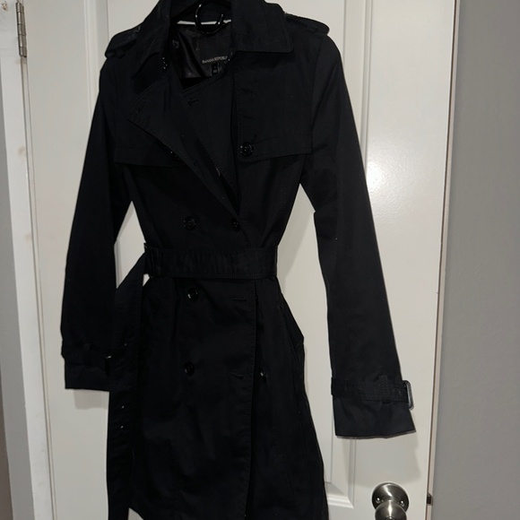 Banana Republic Black Trench Coat - Picture 1 of 2